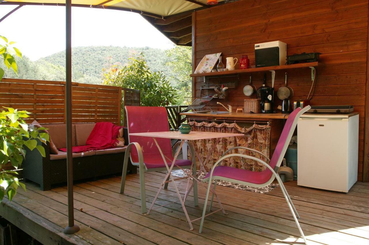Villa Le Refuge Des Pots Rouges Cros  Exterior foto