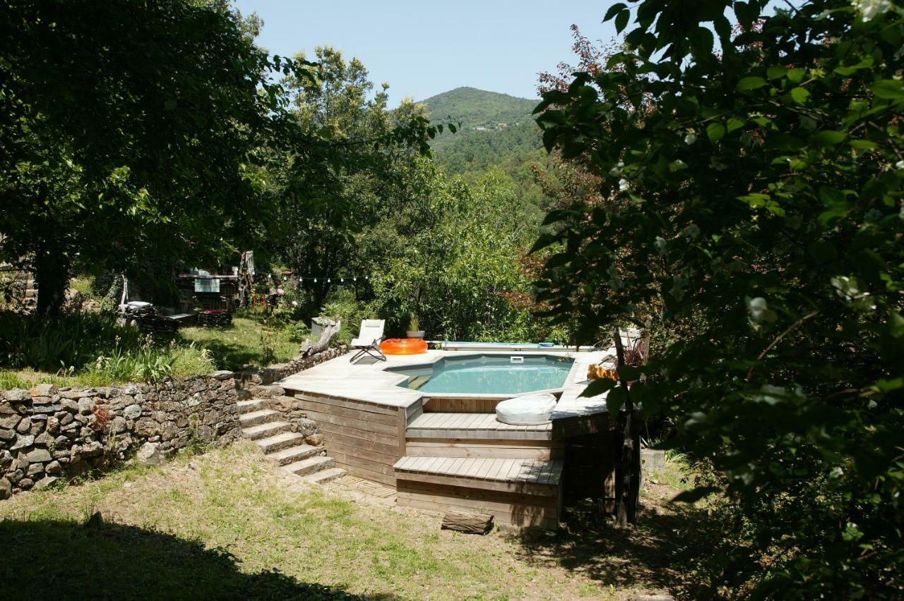 Villa Le Refuge Des Pots Rouges Cros  Exterior foto